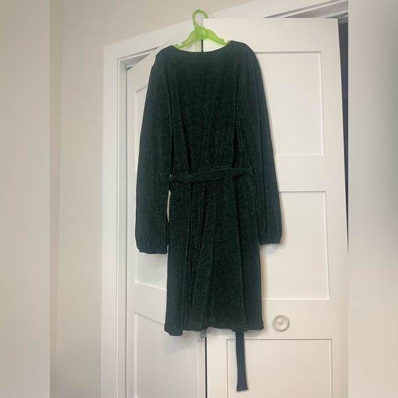 Hi, selling this elegant brilliant dress in size France 1 (XS-S) - Picture 9 of 15